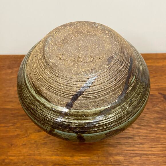 Vintage Studio Pottery Stoneware Bud Vase Swirl Design Artist Signed Pennebacker - Picture 5 of 11